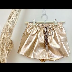 NWT Fashion Nova Gold Shorts Small